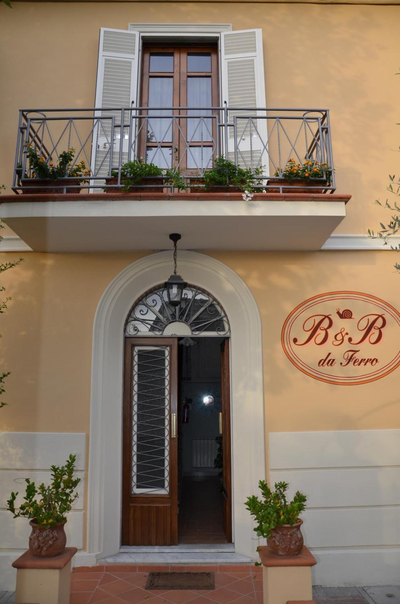 B & B Da Ferro Массароза Екстер'єр фото